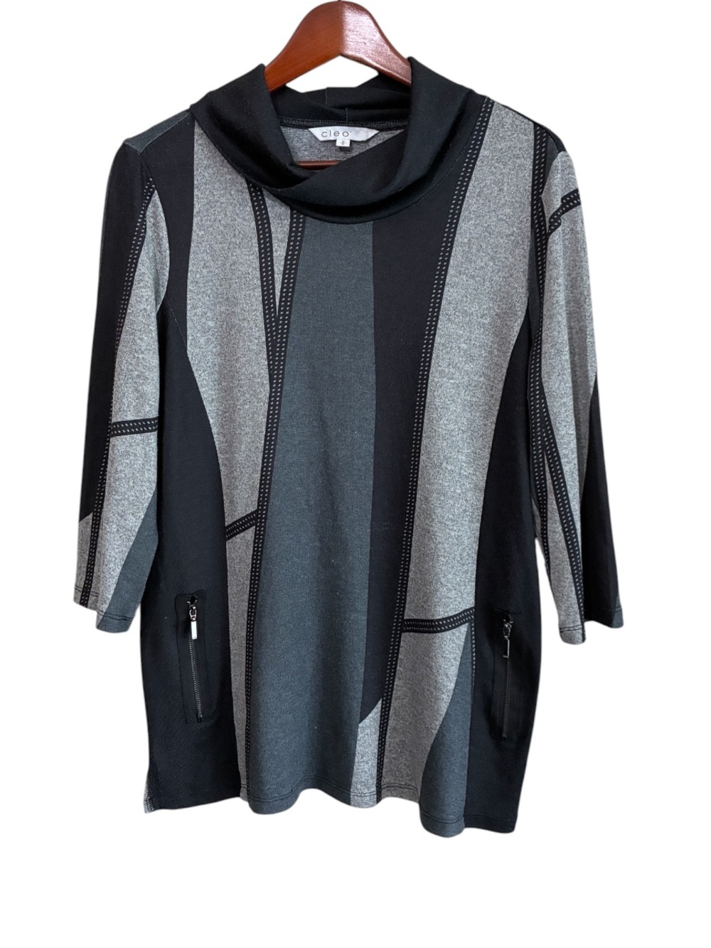 Cleo Women’s Gray Cowl Neck Tunic Top Size Medium